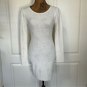 Everly White Long Sleeve Mini Dress Cutout Back Small